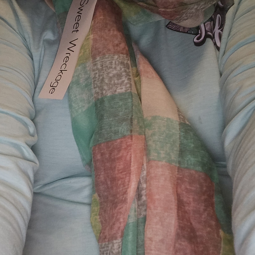 Multicolor Scarf - Picture 4 of 6